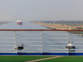 Suez canal.jpg