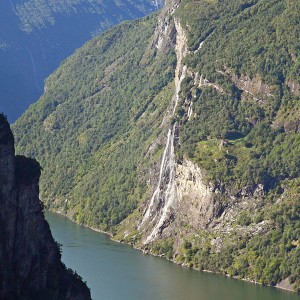 Geiranger - the seven sisters waterfall