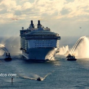 Oasis Of The Seas Arriving At Port Everglades