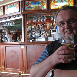 Cheers in Old Port Pub