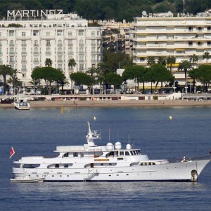 Yacht Lady Goodgirl in Cannes