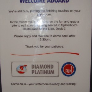 Diamond, Platinum, FTTF Welcome sign