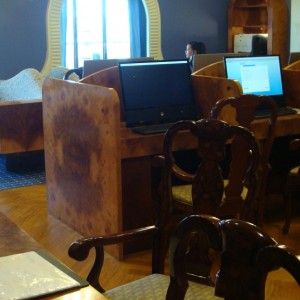 Nobel Library / Internet Caf