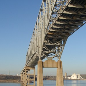 Sailing under the Key Bridge