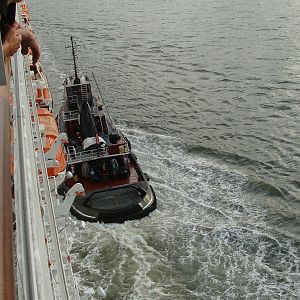 Tugboat escort