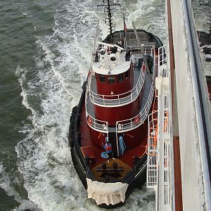 Tugboat escort