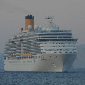 CRUISE SHIPS  (17).jpg