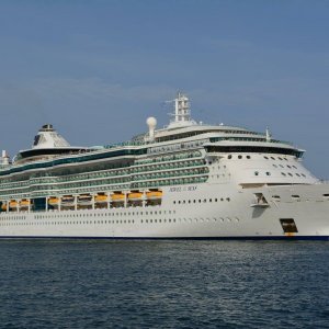 CRUISE SHIPS  (164).jpg