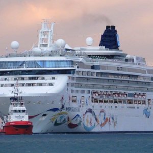 CRUISE SHIPS  (168).jpg