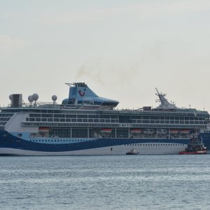 CRUISE SHIPS  (199).jpg