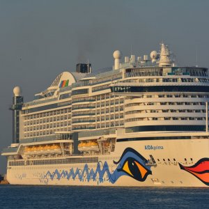 CRUISE SHIPS  (206).jpg