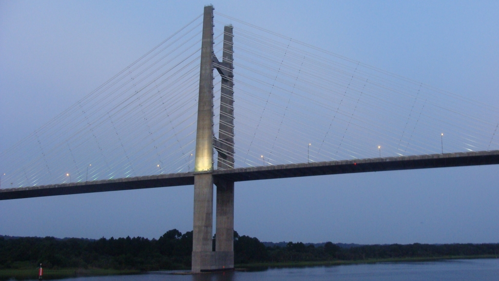 Approaching the Dames Point bridge