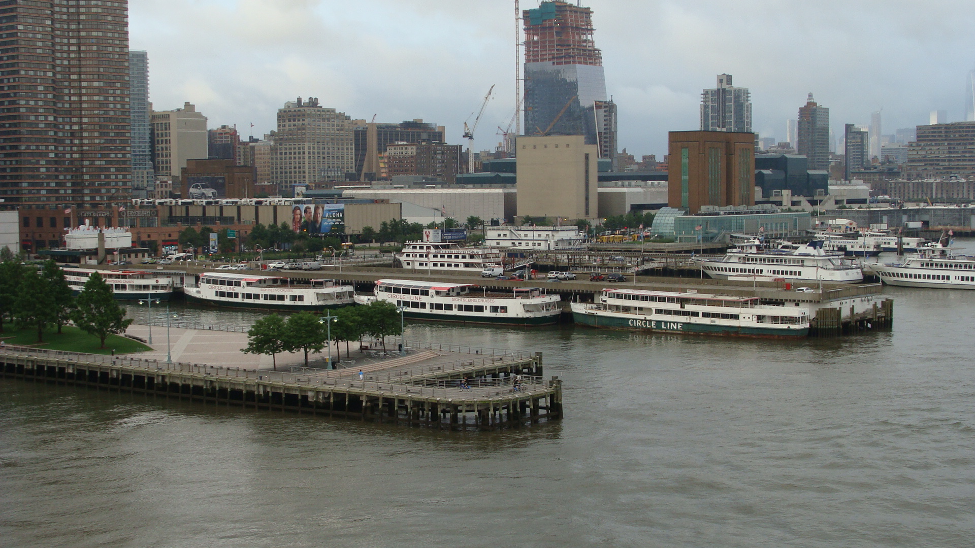 Circle Line pier