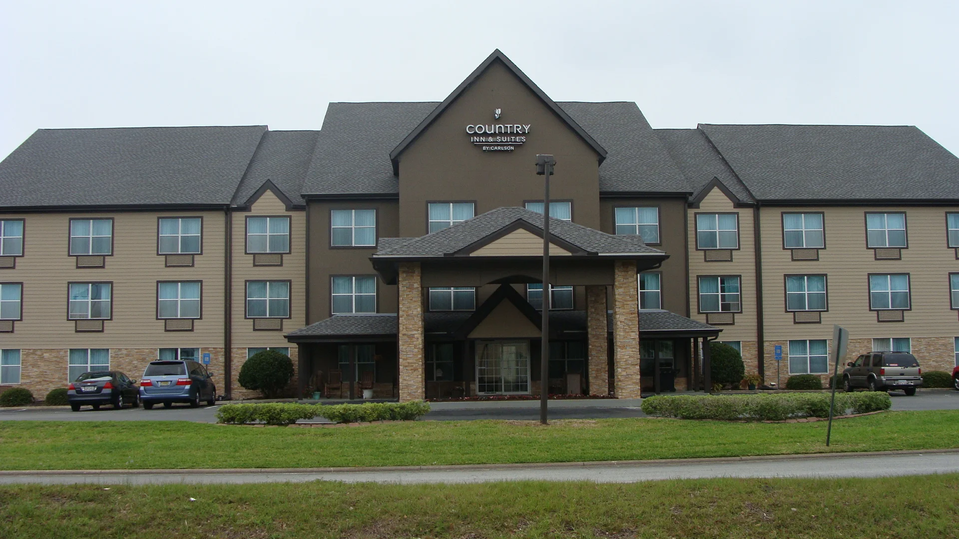 Comfort Inn & Suites, Kingsland GA.