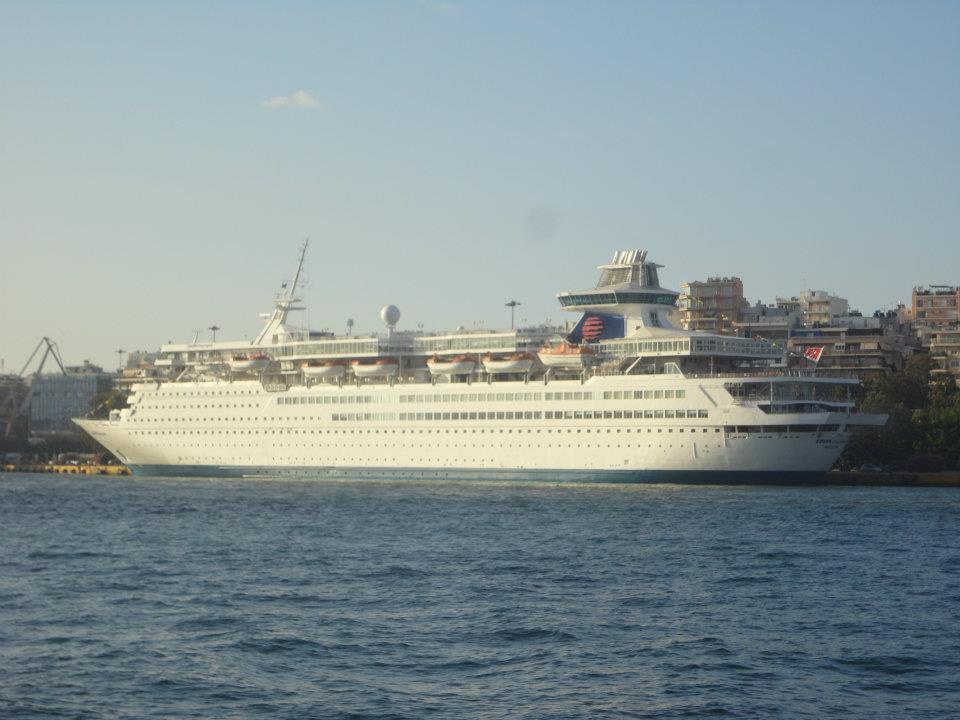 CRUISE SHIPS  (13).jpg