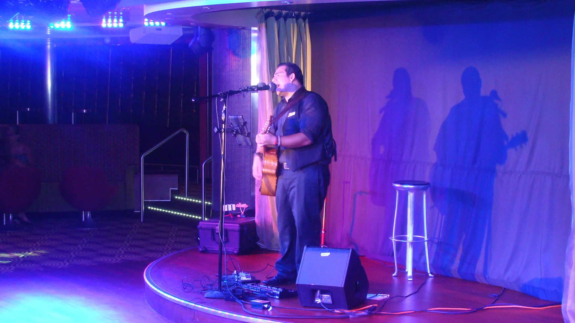 D/P Party - Live entertainment