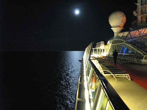 Moon shot from Jewel of the Seas in Oslo fjord