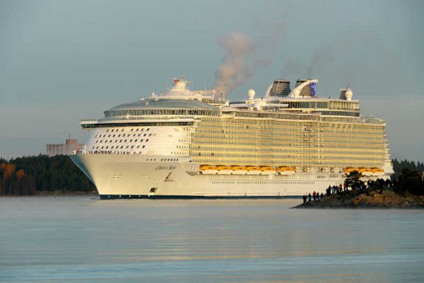 Oasis Of The Seas Heads To The Us