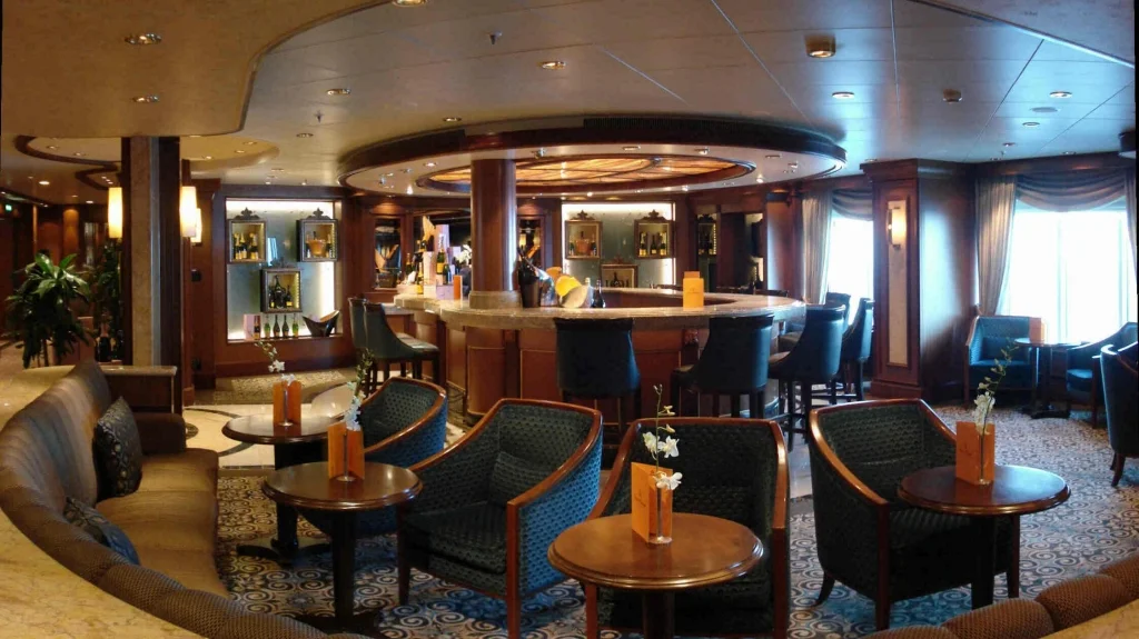 Queen Victoria Veuve Clicquot Champagne Bar