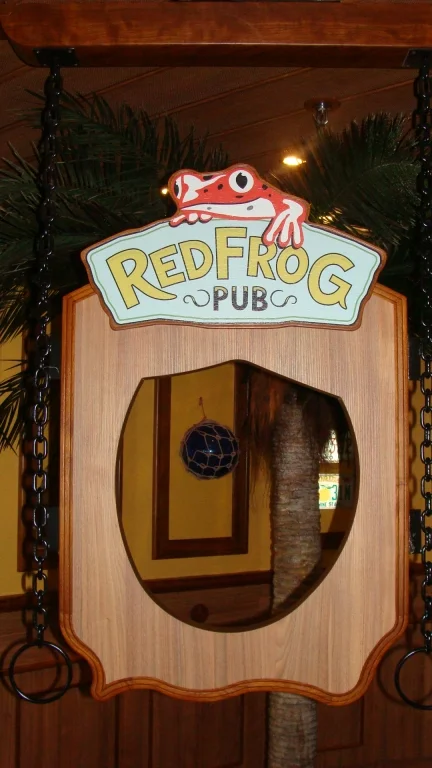 Red Frog Pub - photo op