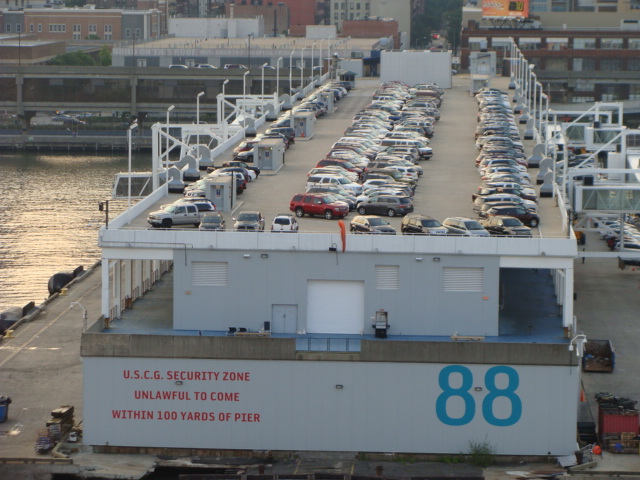 Rooftop parking on Pier 88