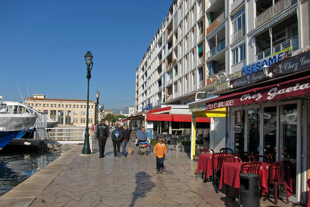 The Med cruise 2010 - Toulon, boardwalk