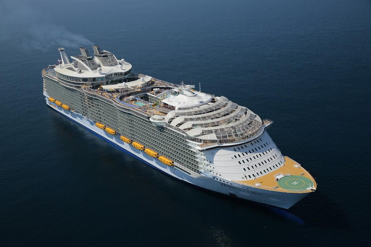 www.royalcaribbeanblog.com